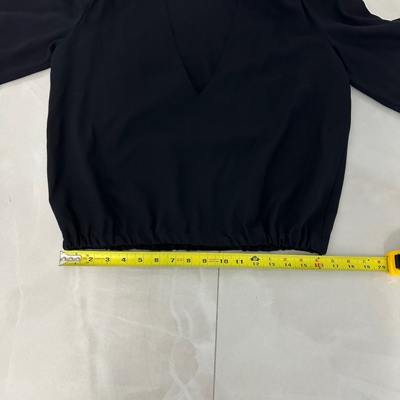 Pierre Cardin 100% Wool Low Cut V Neck Elastic Waist Blouse - Picture 12 of 12